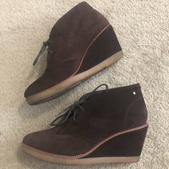 Coach - Picture 5 of 8